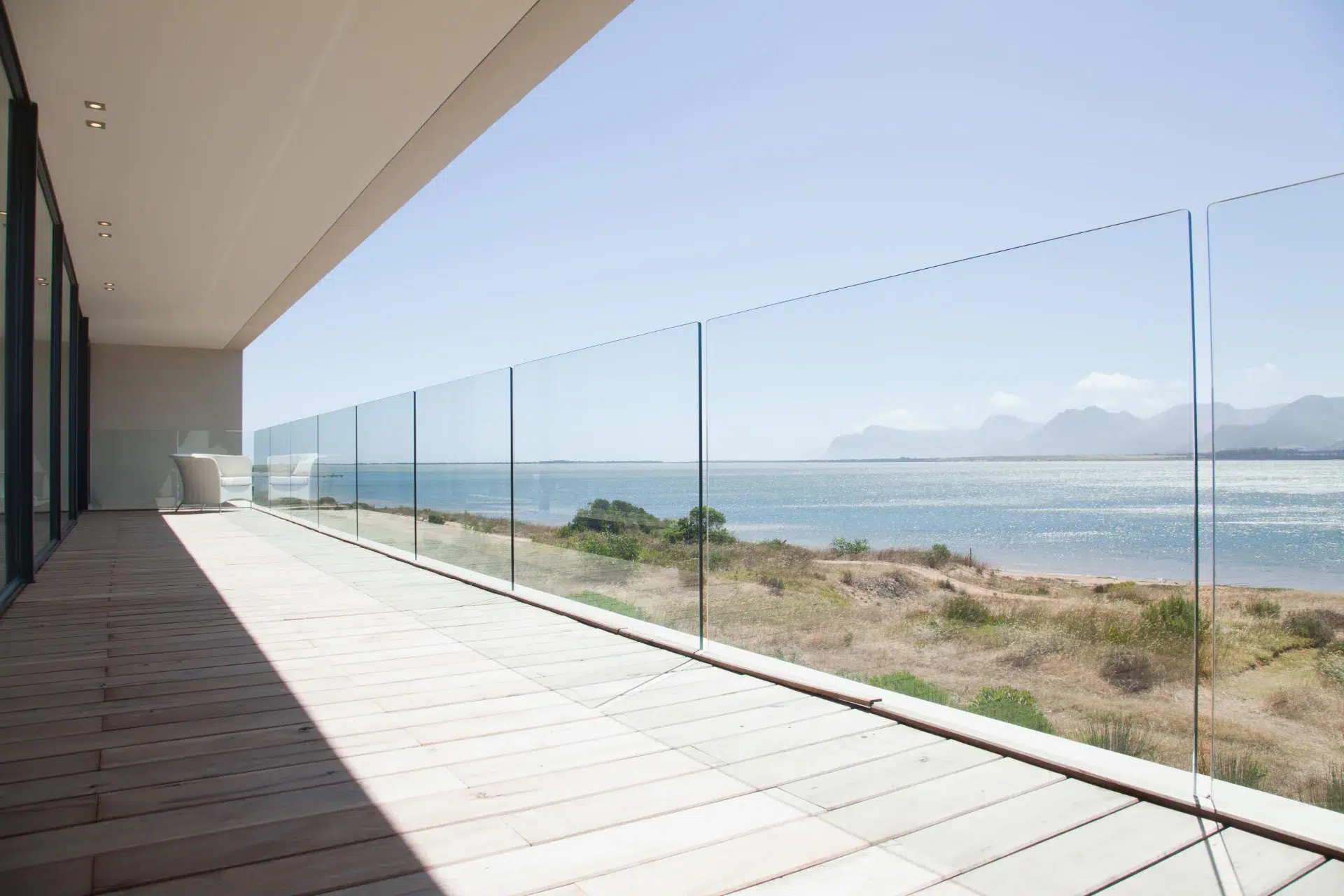 VLX 120 Glass Railing System in San Antonio, TX | Lightwell Windows San Antonio - detail 1